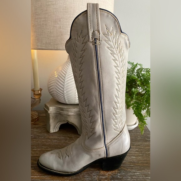 *Crosslisted* Vintage ACME Scallopped Women’s Western Cowboy Boots - Size 5.5 - Picture 6 of 10